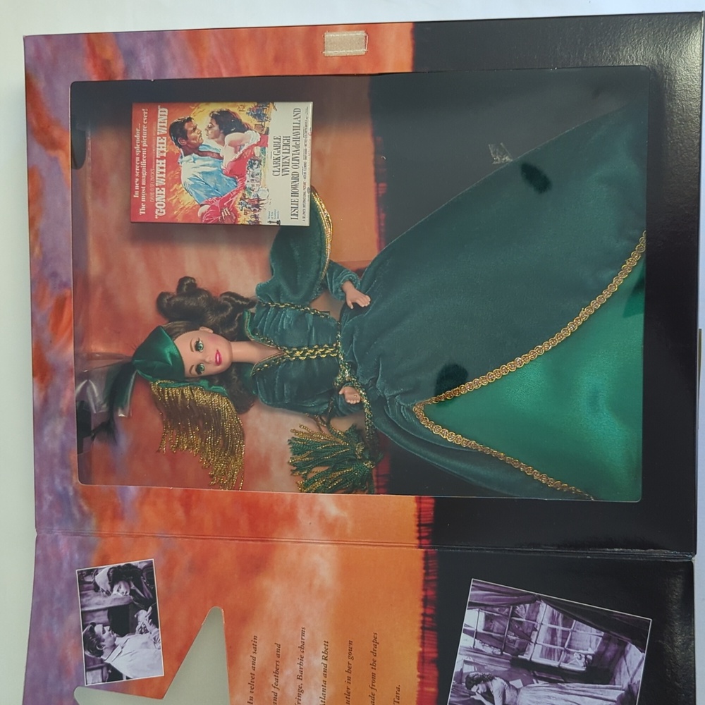 B026 Barbie Scarlett O’Hara in Green Velvet Gown